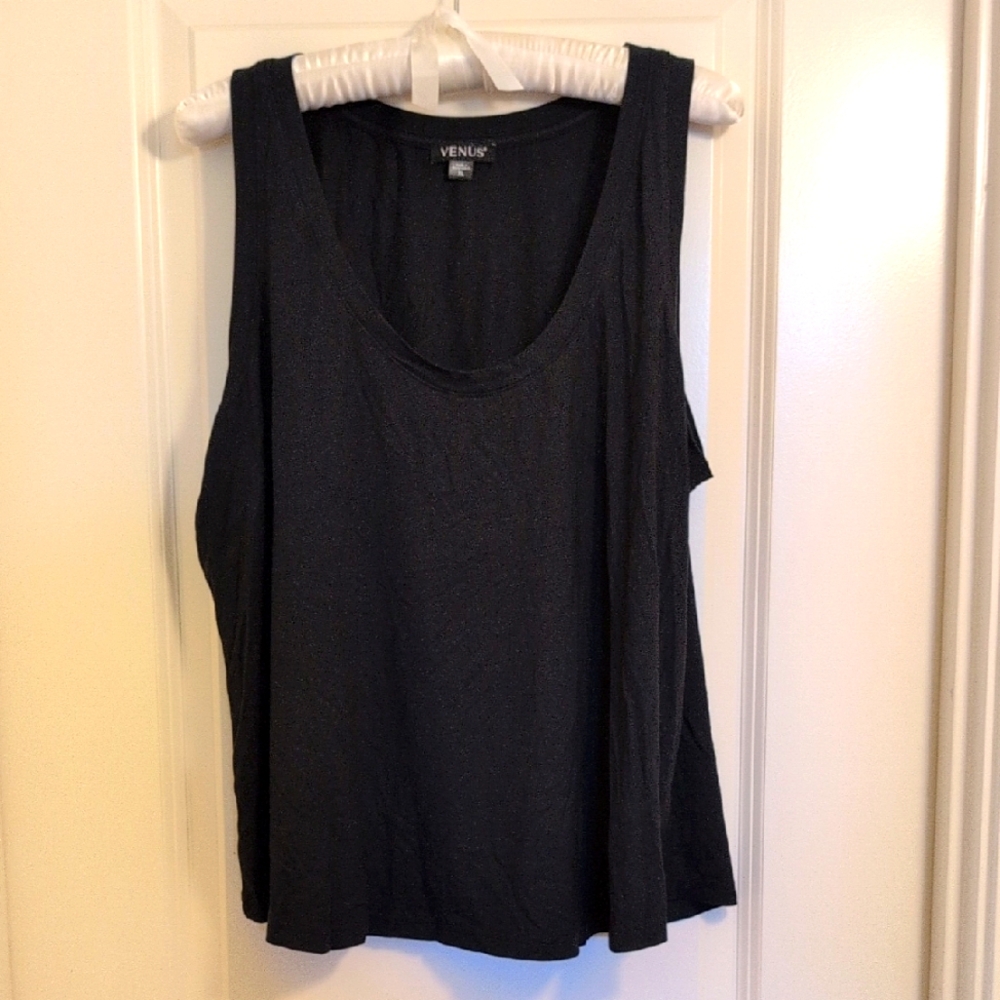Black Soft Scoop Neck Tank Top By Venus